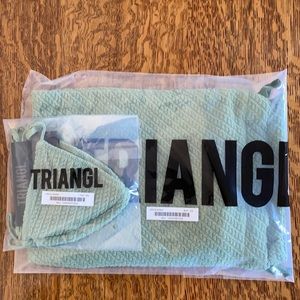 TRIANGL NWT (never worn or opened) green Inca set